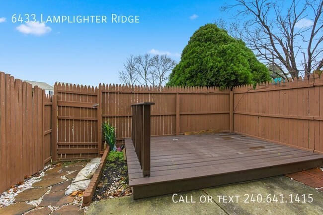 Building Photo - 6433 Lamplighter Ridge