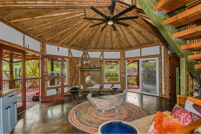 Building Photo - 75-5944-5944 Kakalina St