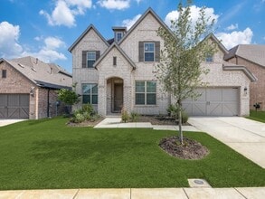 Building Photo - 1701 Rain Lily St