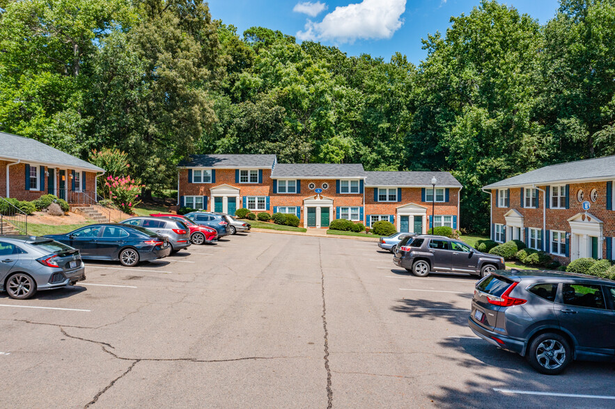 Building Photo - Candlewood Apartments