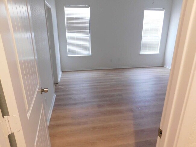 Building Photo - 20719 Cape Coral