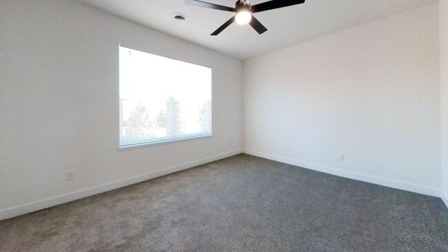 Building Photo - 0 Kyle Ln