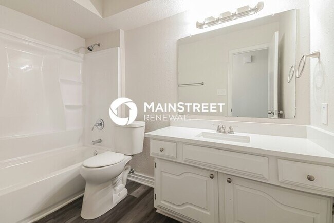 Building Photo - 4 Bedroom Pet-Friendly Home in Rowlett, TX with Main Street Renewal
