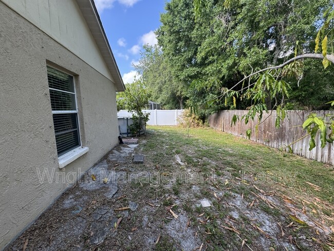 Building Photo - 12034 Stone Crossing Cir