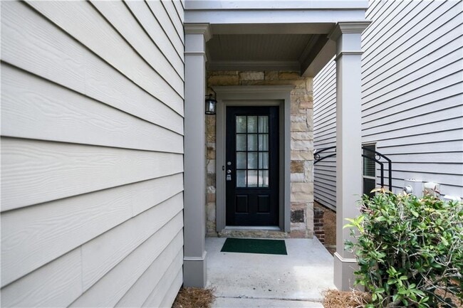 Building Photo - 4960 Ducote Trail