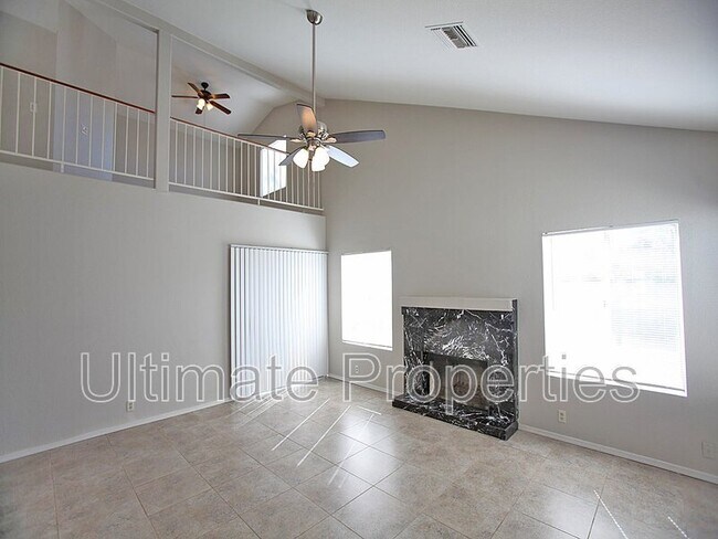 Building Photo - 5911 W Shangri-la Rd