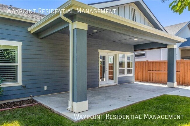 Building Photo - 10984 W Leilani Dr
