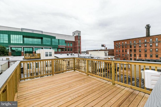 Building Photo - 1815 Westphal Pl