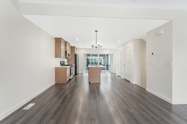 Building Photo - 12927 Trail
