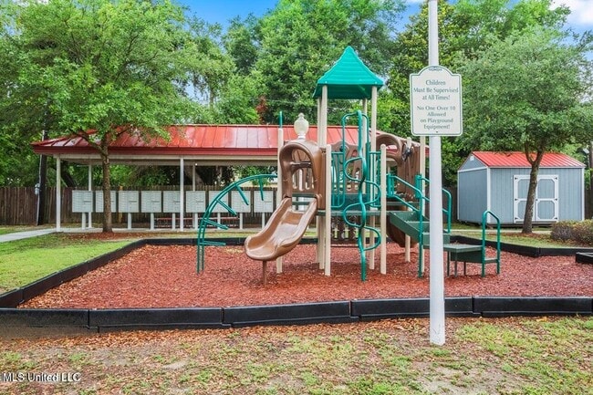 Building Photo - 1664 Beach Blvd