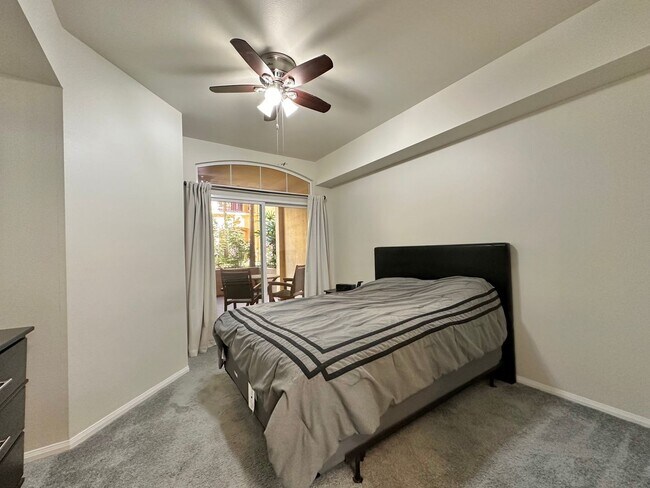 Building Photo - Beautiful Laurel Bay Condo Across from Balboa Park