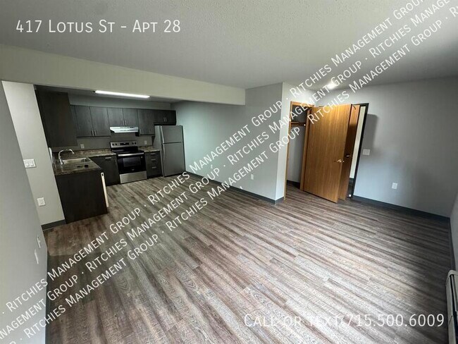 Building Photo - 417 Lotus St