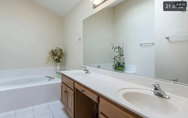 Building Photo - 3115 Kingbird Ln