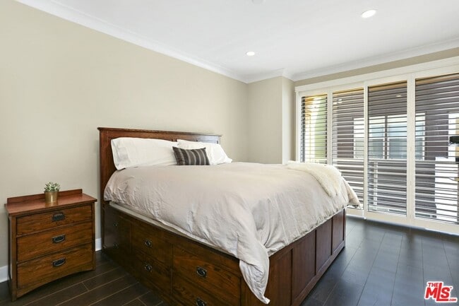 Building Photo - 2202 Edendale Ln