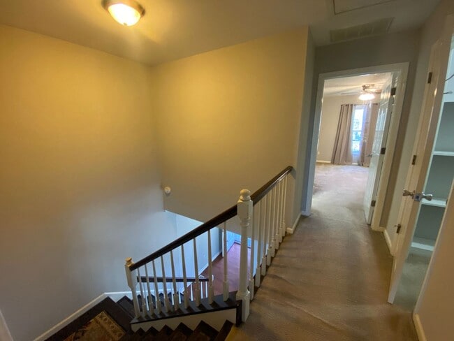 Building Photo - Broad River Township