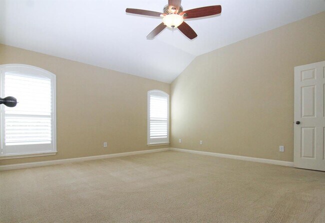 Building Photo - 3640 Rosalina Loop
