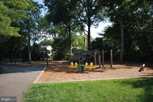 Building Photo - 8034 Andiron Ln