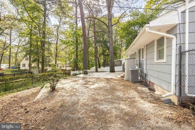 Building Photo - 731 Richwil Dr