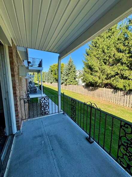 Building Photo - 110 Losson Rd