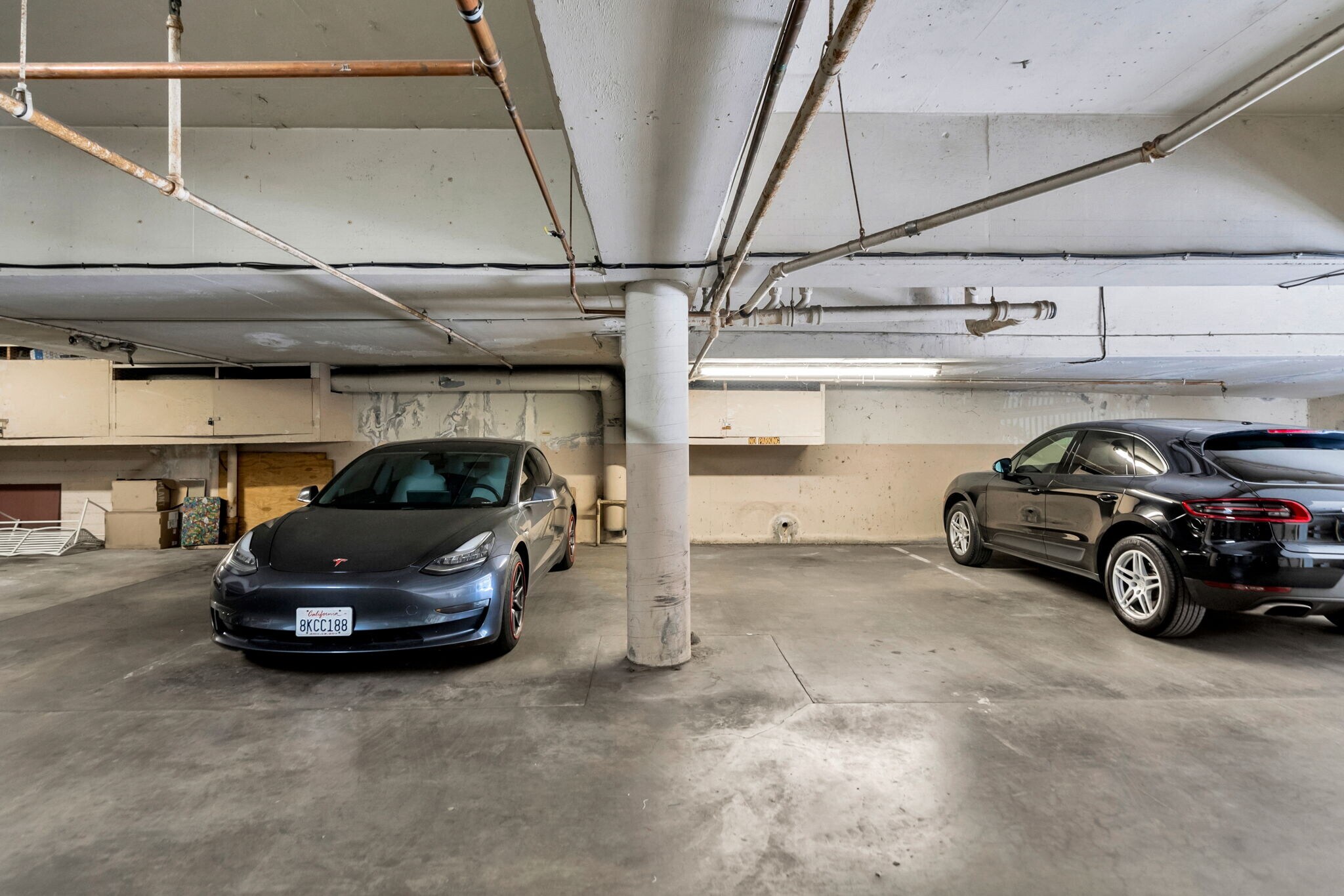 Building Photo - 7259 Hillside Ave