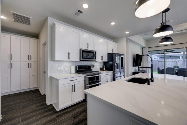 Building Photo - 3415 Ovids Orchard Dr