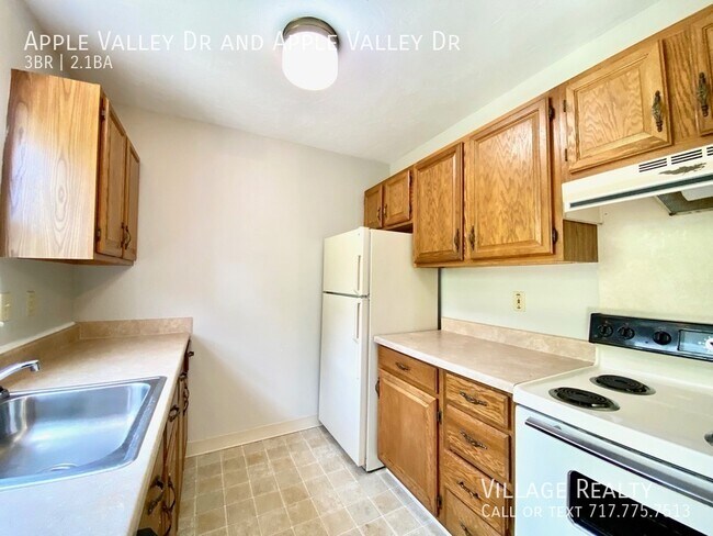 Building Photo - 818 Apple Valley Dr