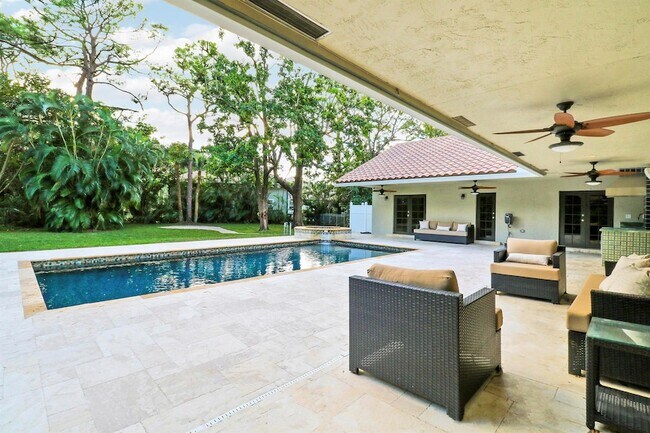 Building Photo - 67 Pacer Cir