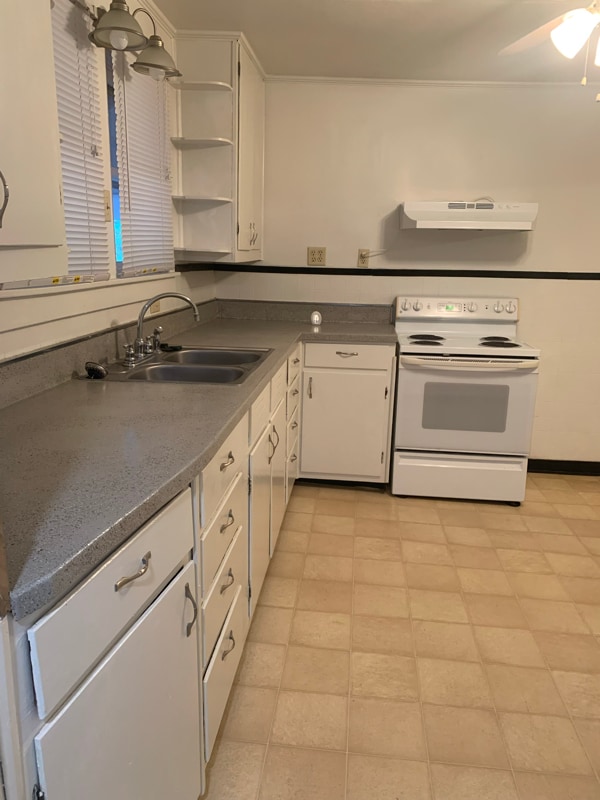 Building Photo - 1136 28th St