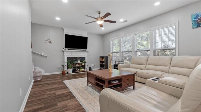 Building Photo - 3525 Elder Field Ln