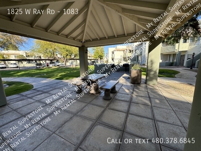 Building Photo - 1825 W Ray Rd