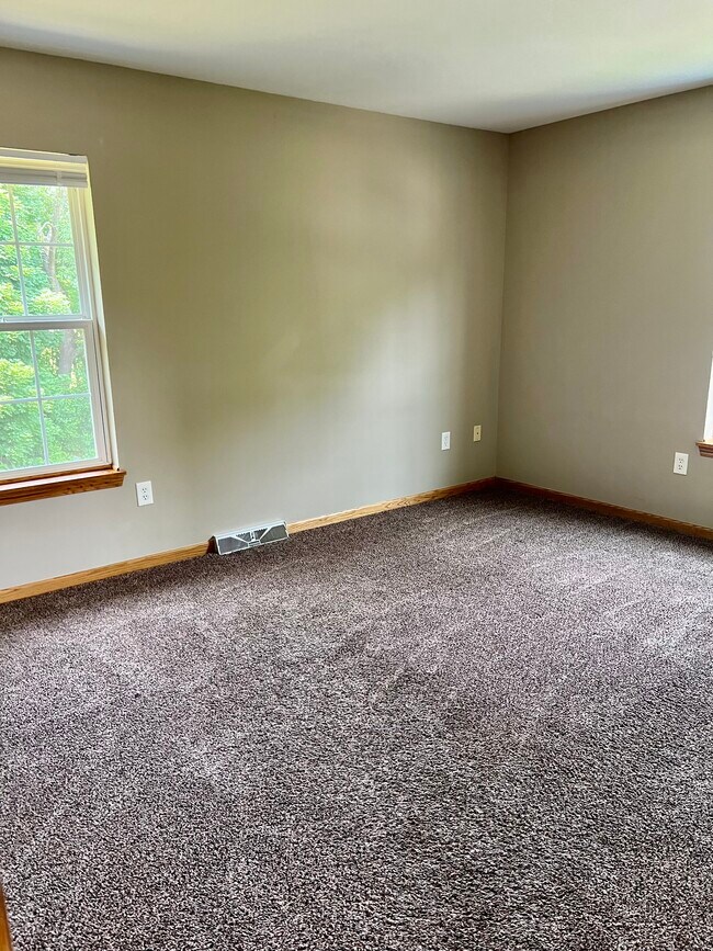 Bedroom - 147 Laurie St