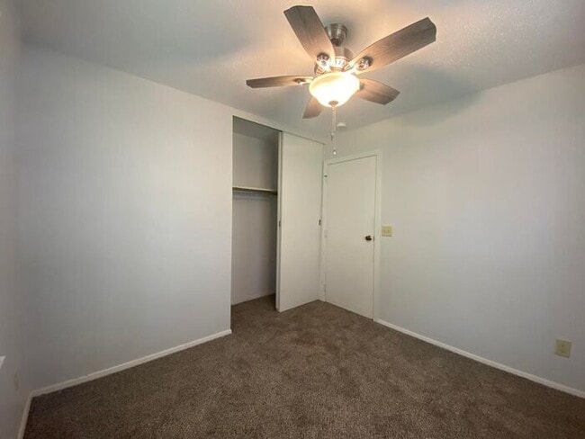 Building Photo - $1,250 | 2 Bedroom, 1 Bathroom Duplex | No...