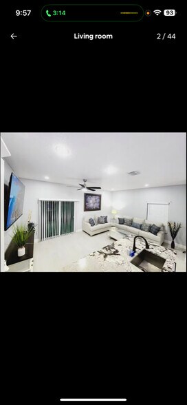 Building Photo - 415 Magnolia Ave