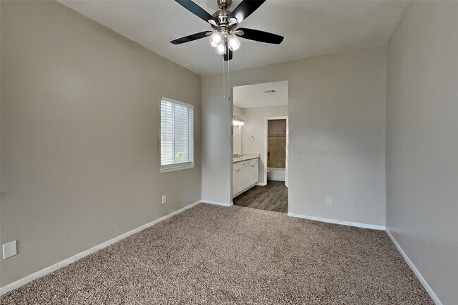 Building Photo - 5306 Hazel Grove Dr