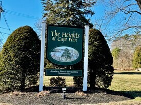 Building Photo - 145 Essex Ave