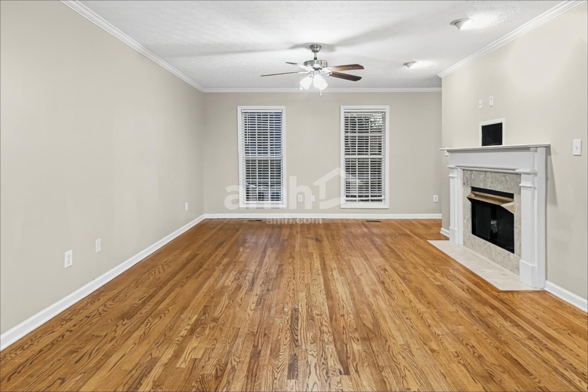 Building Photo - 403 Woodlands Dr