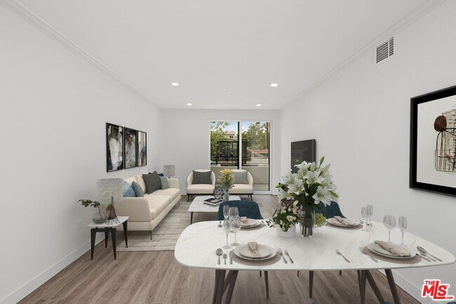 Building Photo - 6144 Whitsett Ave