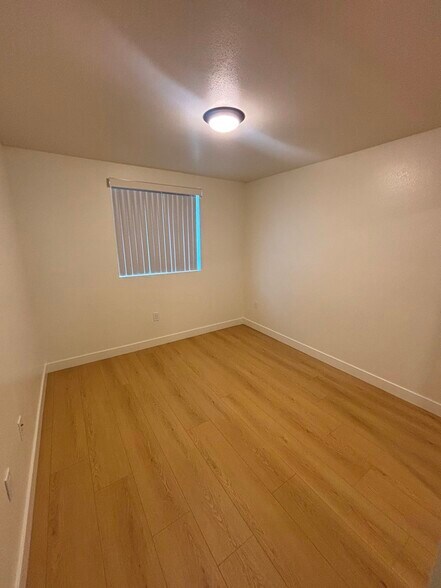 Building Photo - 6210 Brynhurst Ave