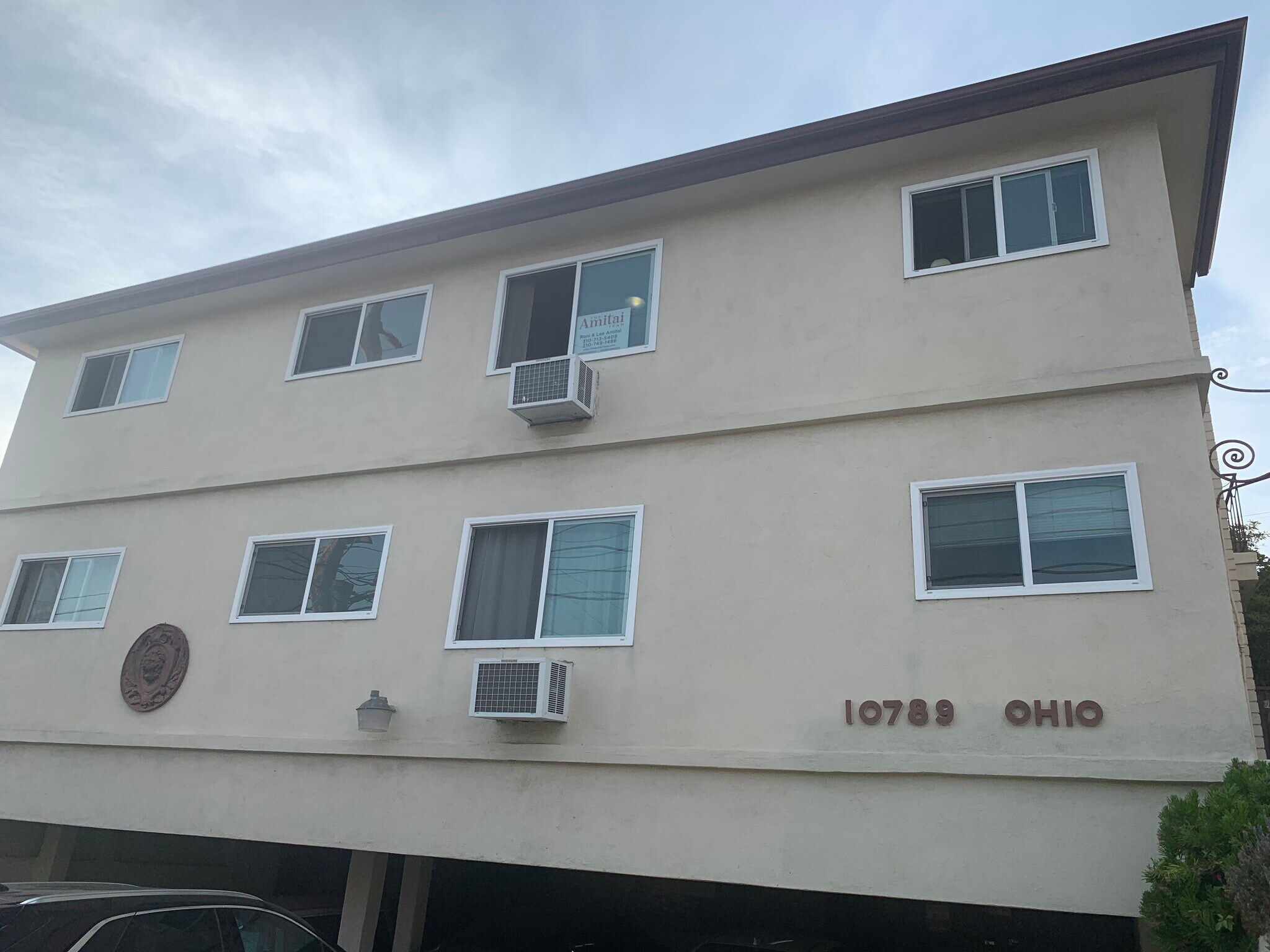 Building Photo - 10789 OHIO Ave
