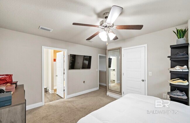 Building Photo - 25806 Pollard Rd