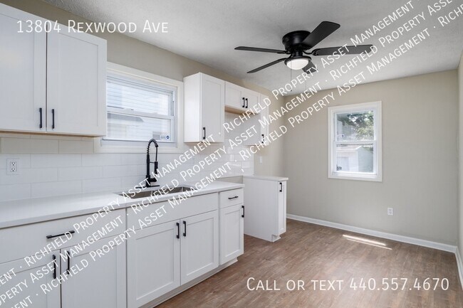 Building Photo - 13804 Rexwood Ave