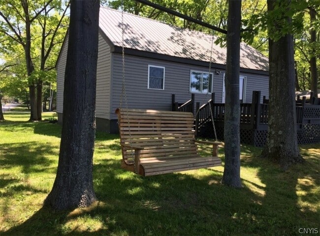 Building Photo - 2 S Rainbow Shores Rd