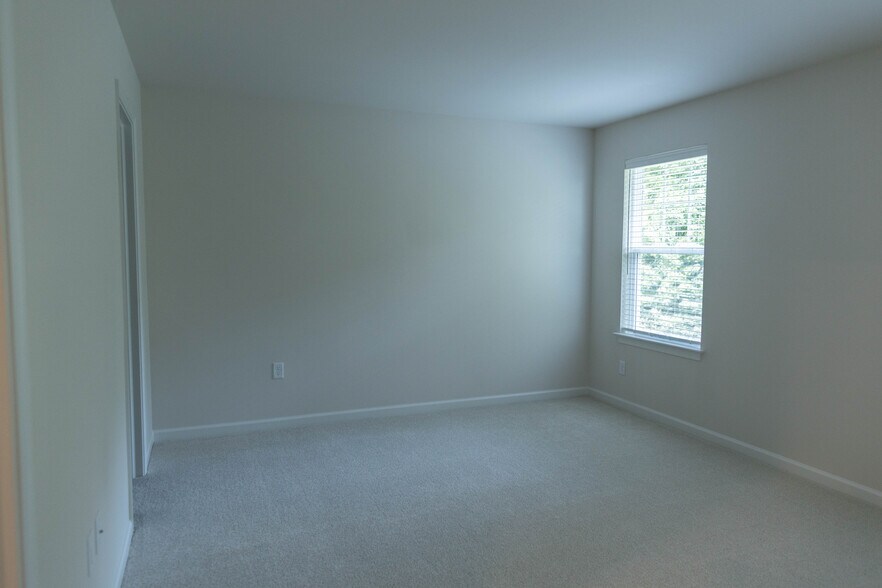 Building Photo - 85 Beech Tree Ct