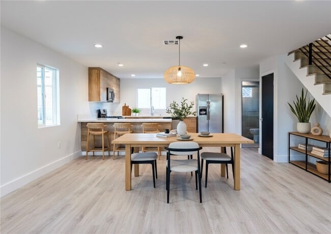 Building Photo - 5022 Pickford St