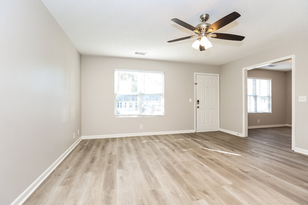 Building Photo - 2728 Painted Pony Dr