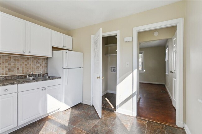 Building Photo - Downtown Newport News