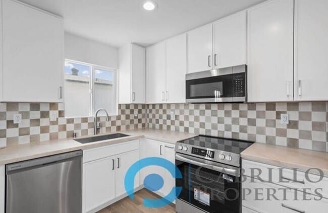 Building Photo - 3078 46th St
