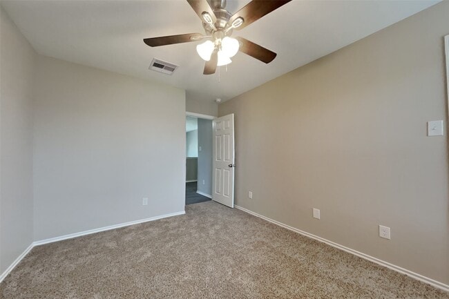 Building Photo - 31607 Cape May Ct