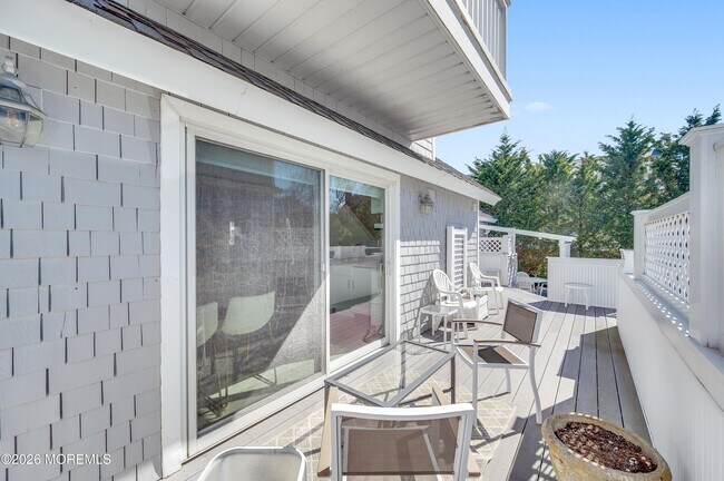 Building Photo - 973 Ocean Ave