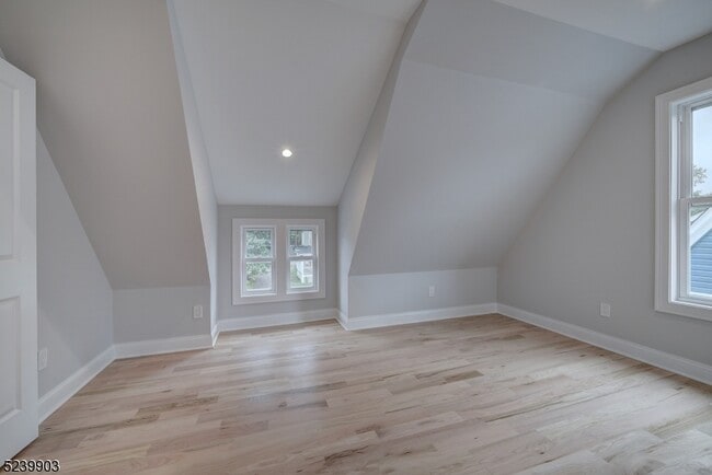Building Photo - 59 Forest St